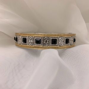 New - Two tone bracelet with beautiful black stones.